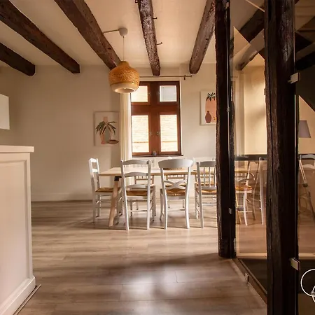 Casa de Férias Sous Les Toits De Sainte-cecile